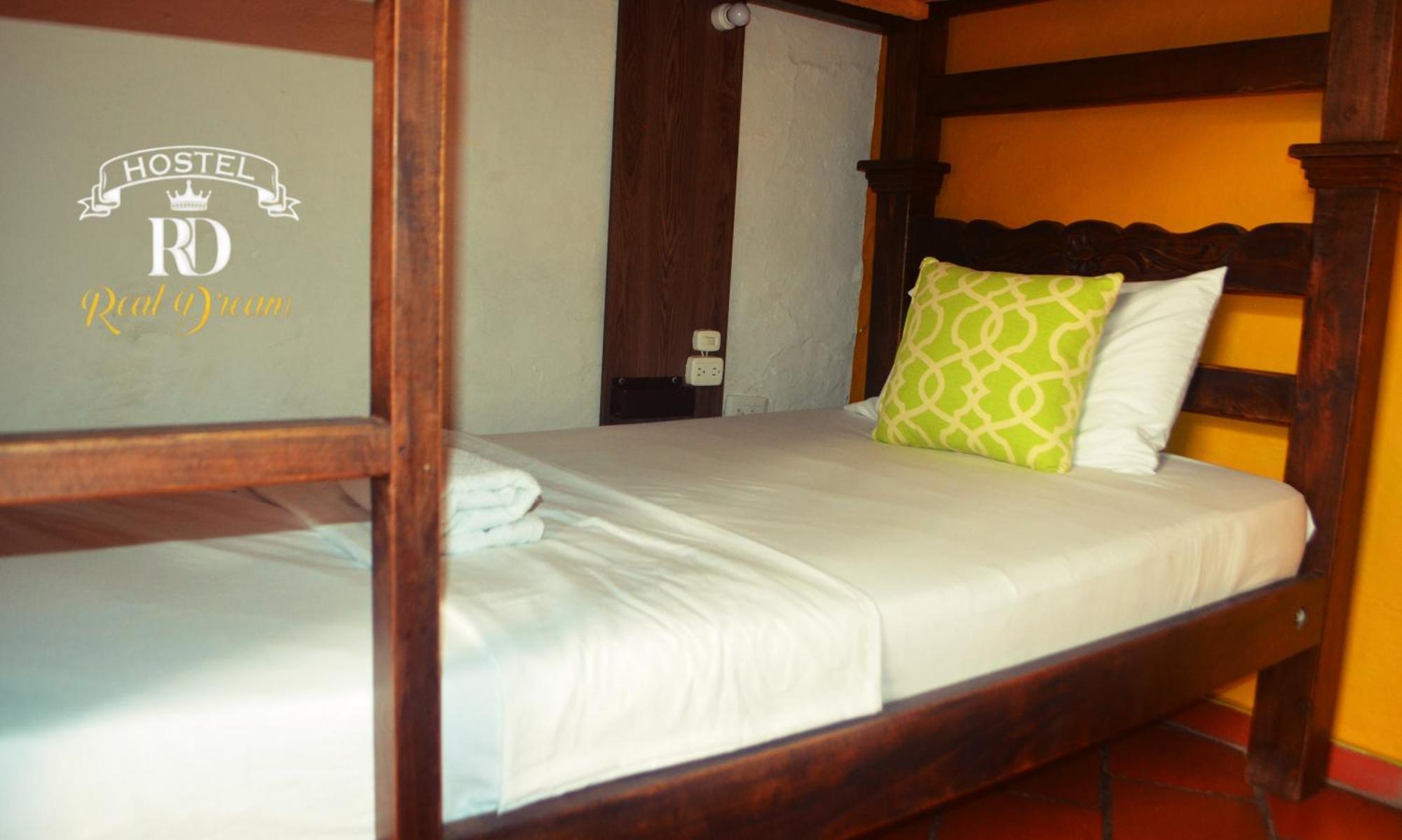 Real Dream Hostel San Gil Esterno foto
